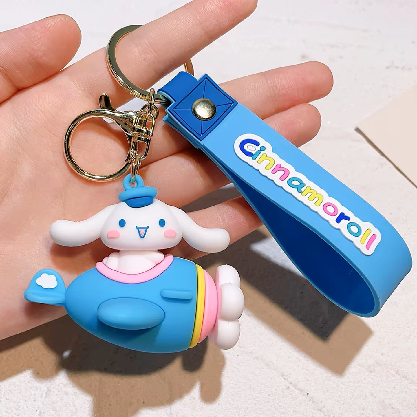 6 Llaveros De Kuromy y sus amigos en avion, Goma Suave De Pvc. 3