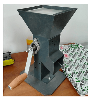 Partidor de nueces avellanas manual 15kgh $299000*