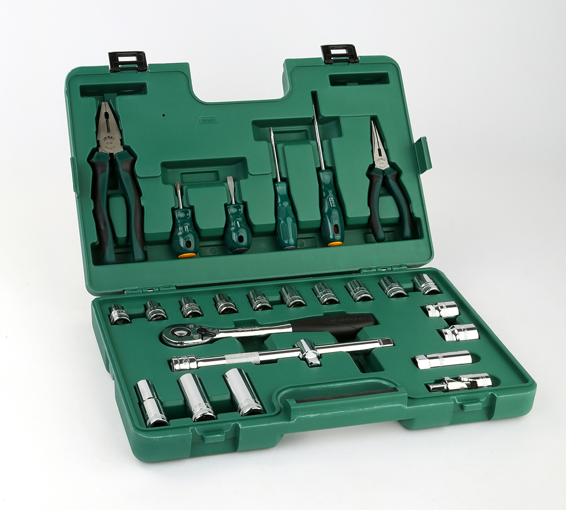 Juego 26 pcs Herramientas y Dados 1/2