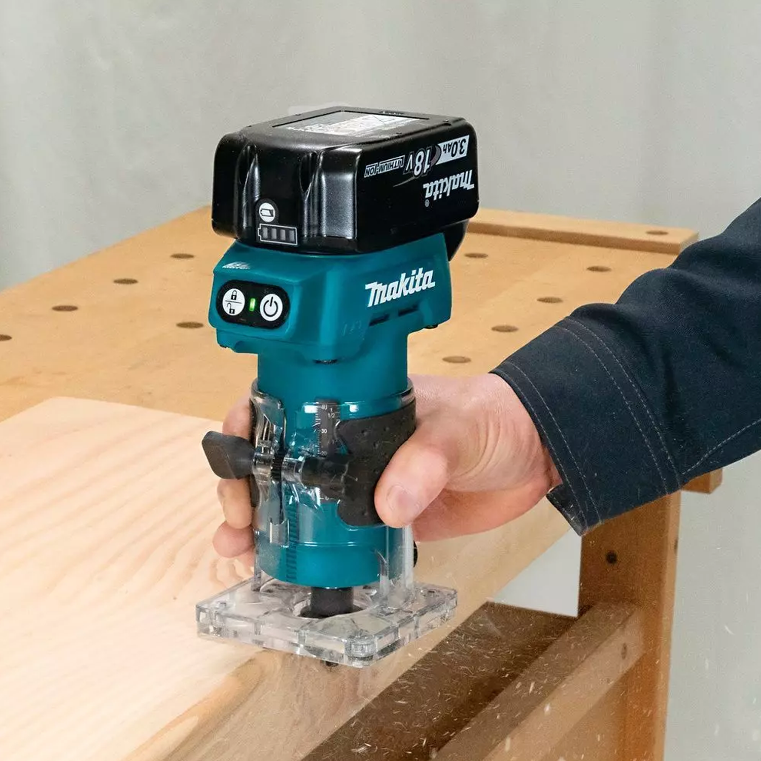 Rebajadora / Tupi / Fresadora inalámbrica 18v BL DRT52F001 Makita 3