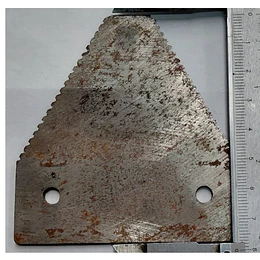 R Hoja de Cuchilla triangular para segadora barra 1.8 y 1.4 7.6x8cm $3000 flotante peine
