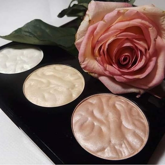 Revolution - Paleta de Iluminadores Strobe Lighting 2