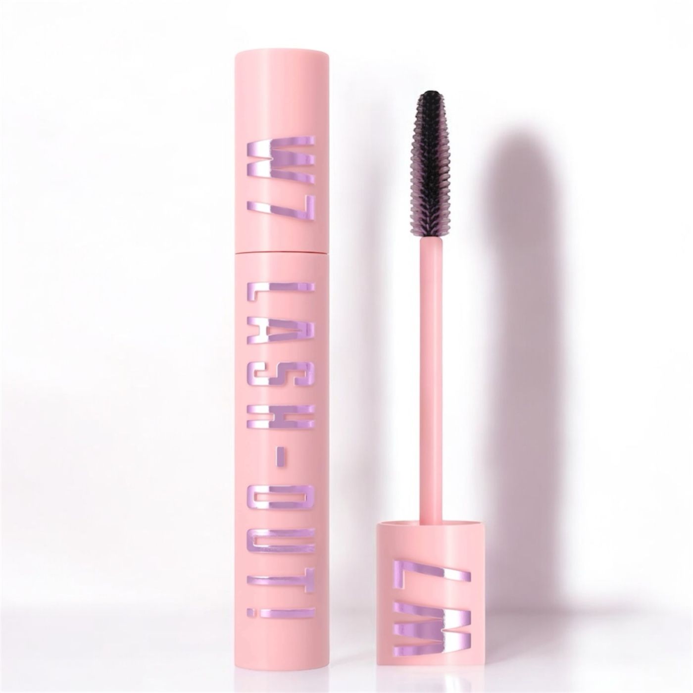 W7 - Máscara de Pestanas Lash Out W7 1