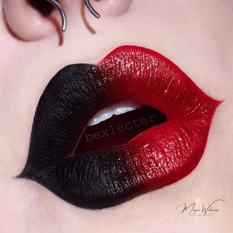 Revolution *DC Dangerous Red Harley Quinn* - Kit Labial Harley Quinn