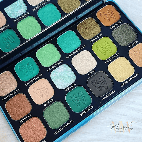 Revolution - *Crystal Aura* Paleta de sombras de olhos Forever Flawless - Aventurine