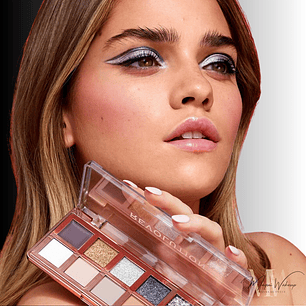 Revolution – Coffret The Smokey Icon Gift Set (Paleta + Pincel de Esfumar)