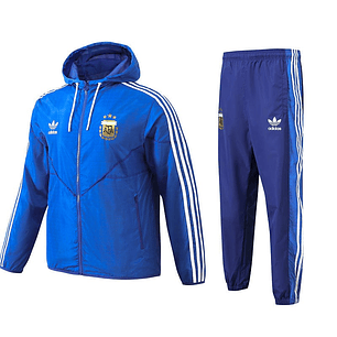 CONJUNTO DE PRESENTACION CON CAPOTA IMPERMEABLE ARGENTINA 2026 AZ/BL