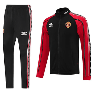 CONJUNTO DE PRESENTACION MANCHESTER UNITED 2026 RJ/NE/BL