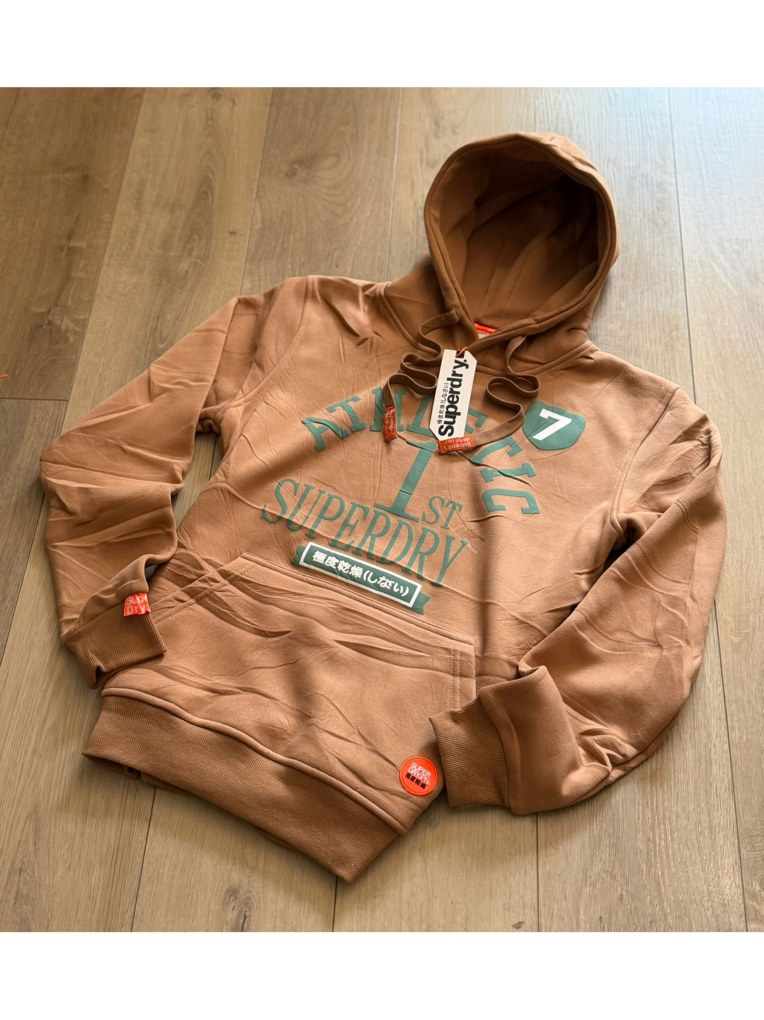 BUZO SUPERDRY ATHLETIC CAFE CLARO 1