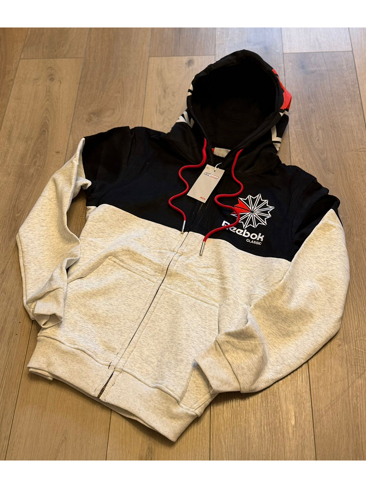 BUZO REEBOK NEGRO Y GRIS 1