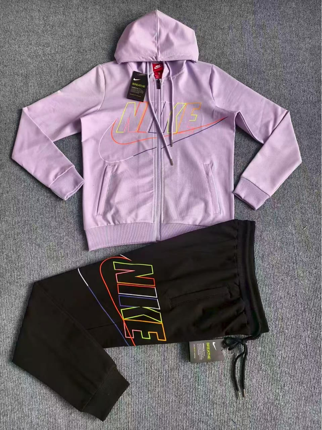SUDADERA DEPORTIVA NIKE ROSA Y NEGRO 1
