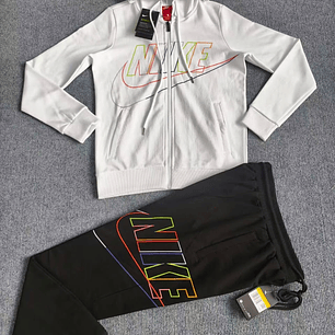 SUDADERA DEPORTIVA NIKE BLANCA Y NEGRA