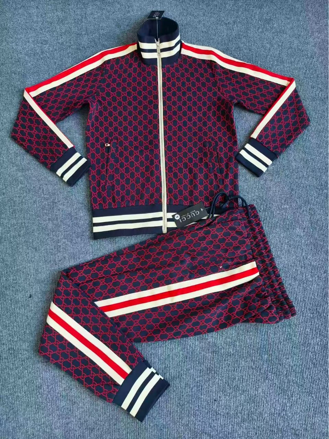 SUDADERA DEPORTIVA GUCCI BLANCA Y AZUL  1