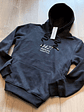 BUZO HOODIE NEGRO - Miniatura 1