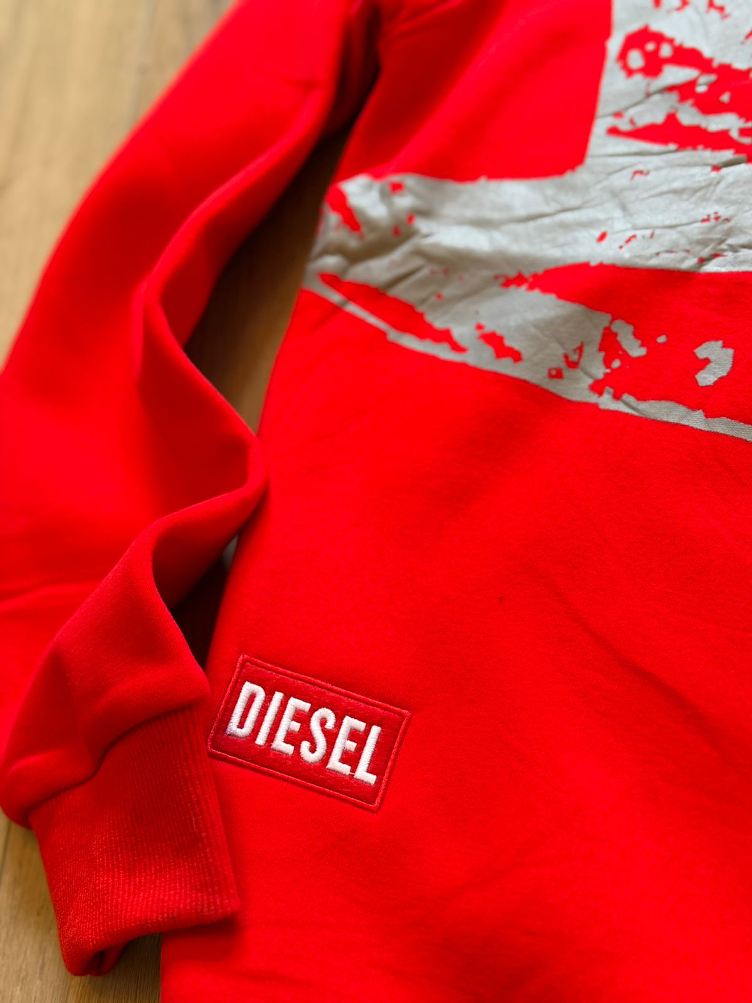 BUZO DIESEL SIN CAPOTA DIFERENTES COLORES 3