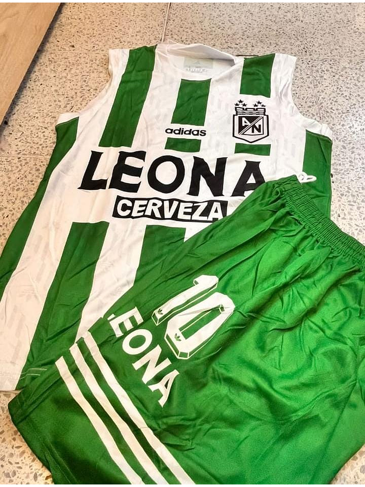 CONJUNTO DE ENTRENAMIENTO NACIONAL LEONA 1