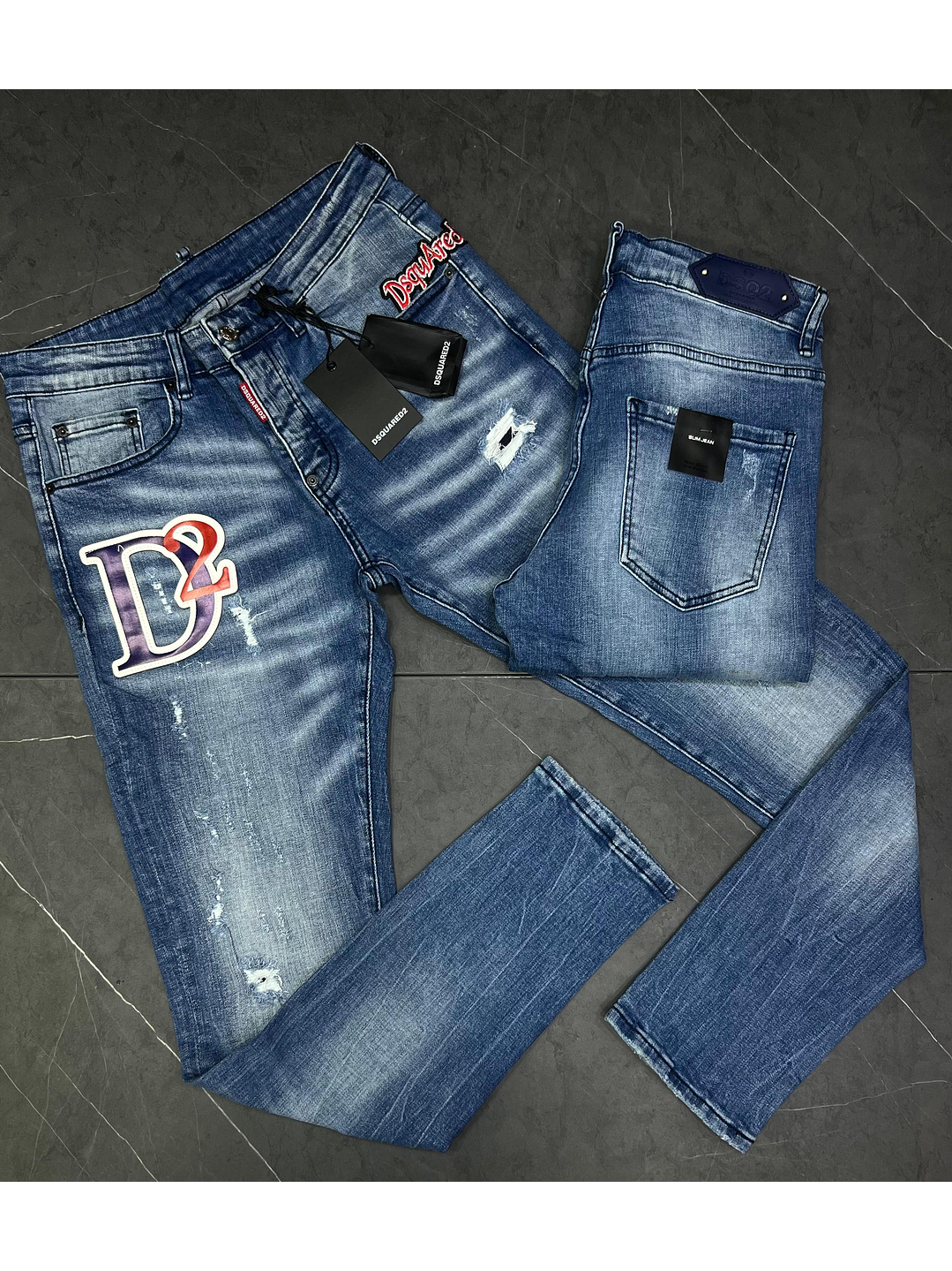 JEAN DSQUARED AZUL CON PEQUEÑAS ROTURAS 1