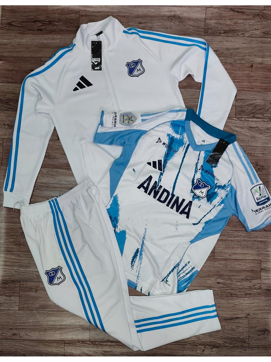 CONJUNTO DEPORTIVO MILLONARIOS 3 PIEZAS 1