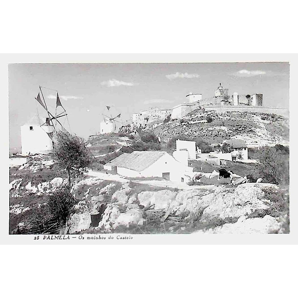 1940's Bilhete Postal de Palmela. Os moinhos do Castelo