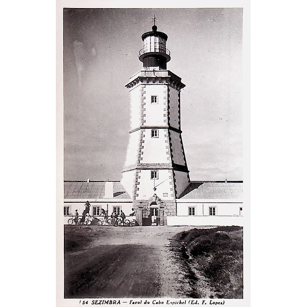 1950's Bilhete Postal de Sesimbra. Farol do Cabo Espichel
