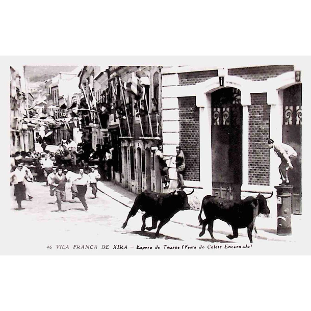 1940's Bilhete Postal de Vila Franca de Xira. Espera de Touros