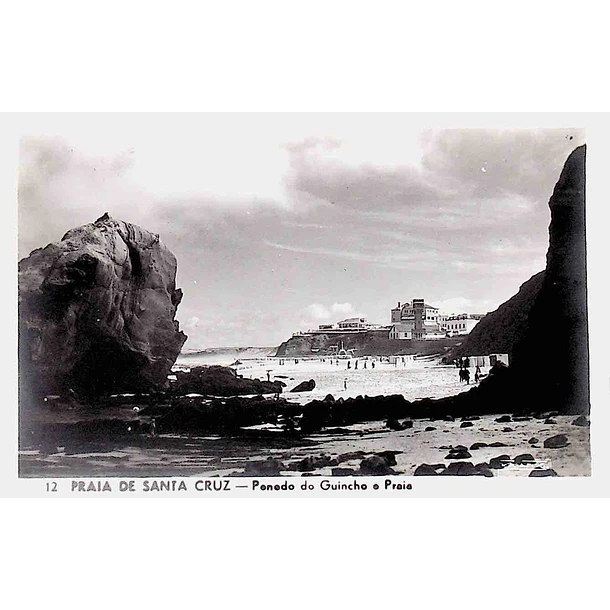 1950's Bilhete Postal da Praia de Santa Cruz. Penedo do Guincho e Praia
