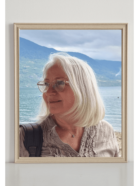 Marco madera MDF color madera natural liso 40x50 Acrílico  1