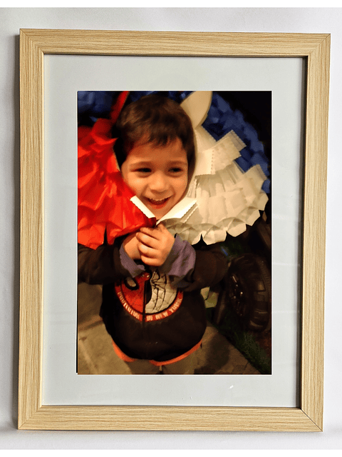 Marco madera MDF color madera abeto natural  30x40 vidrio 1