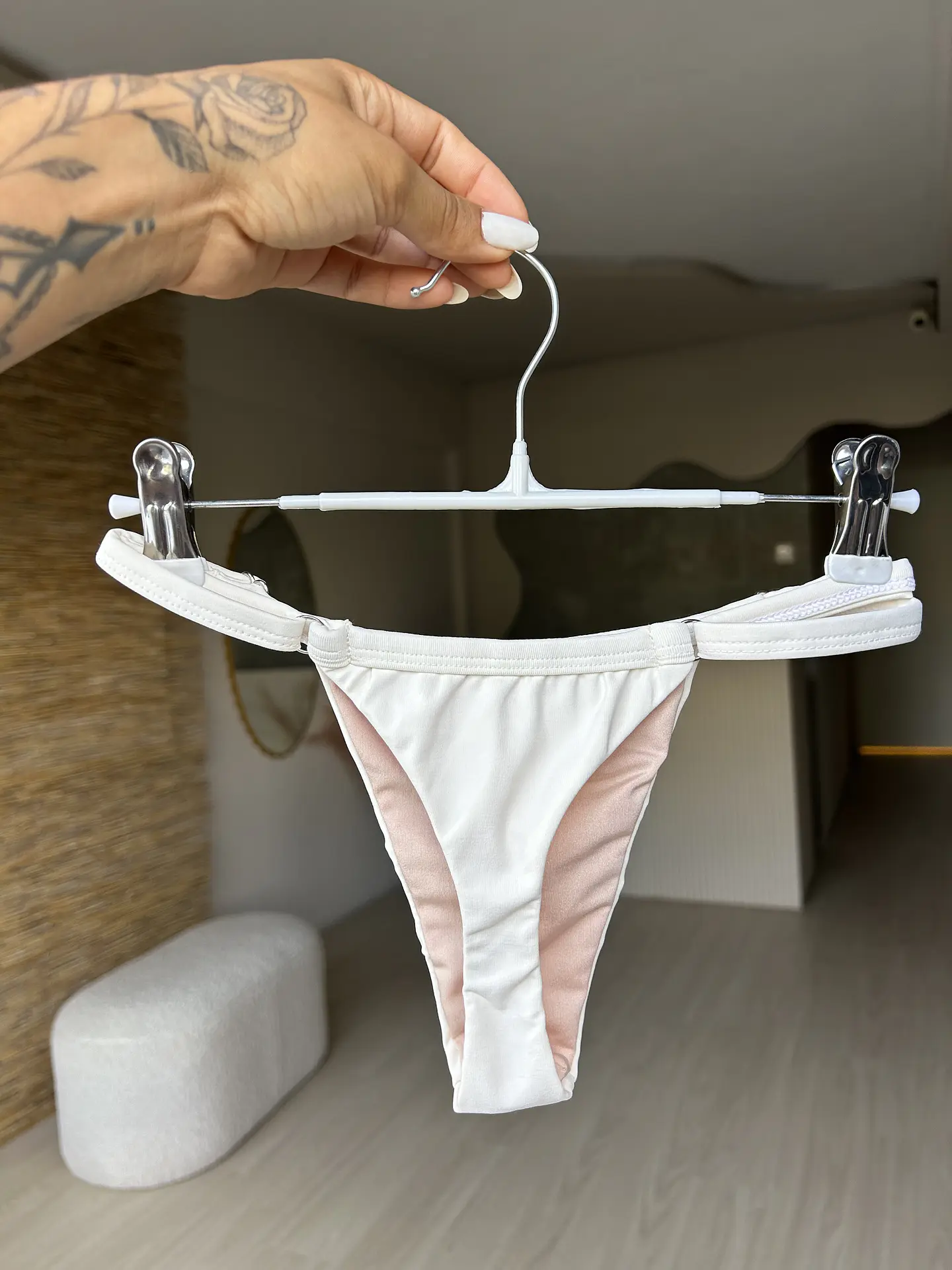 Off White  3