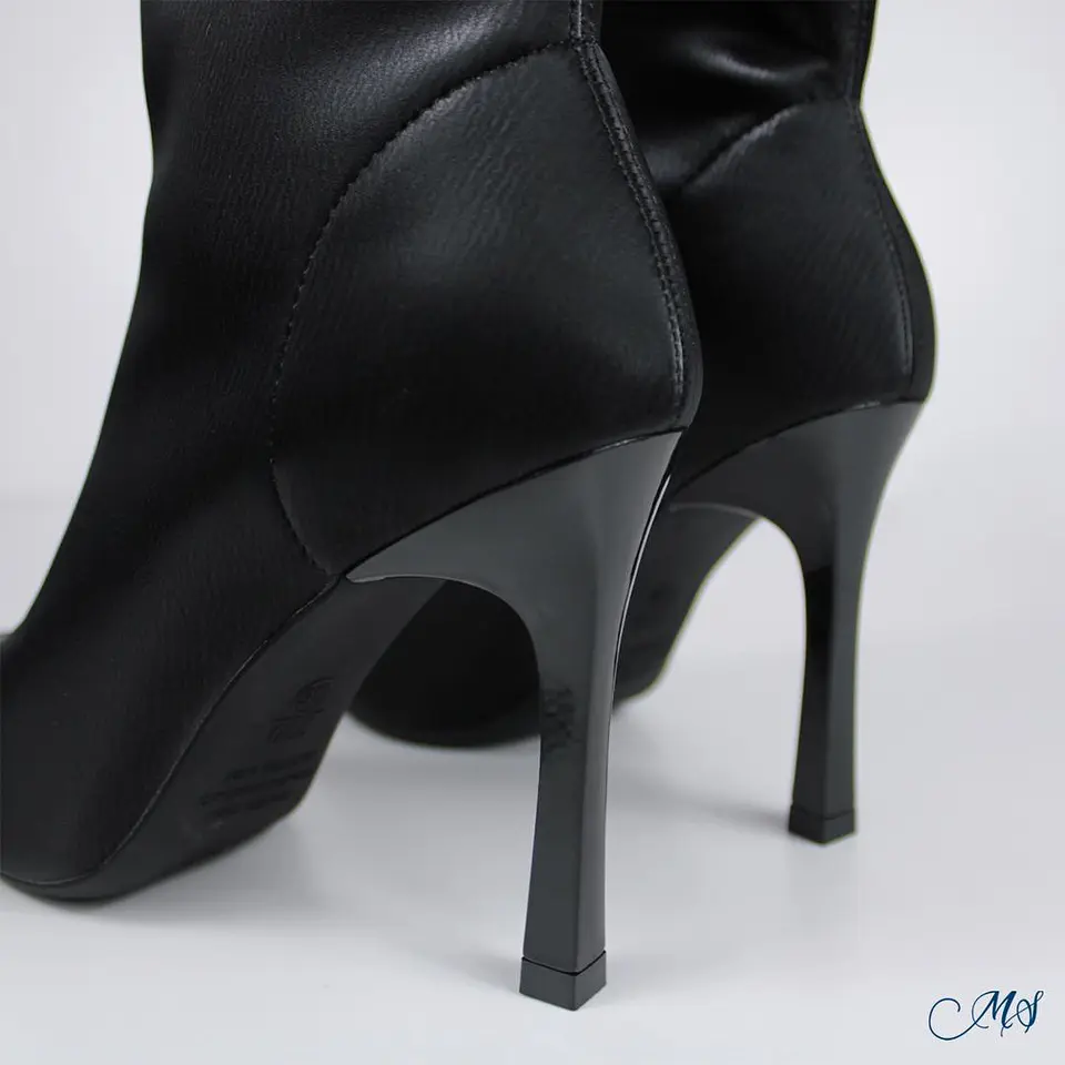 Botas Corta Marglo 03 Negro 4