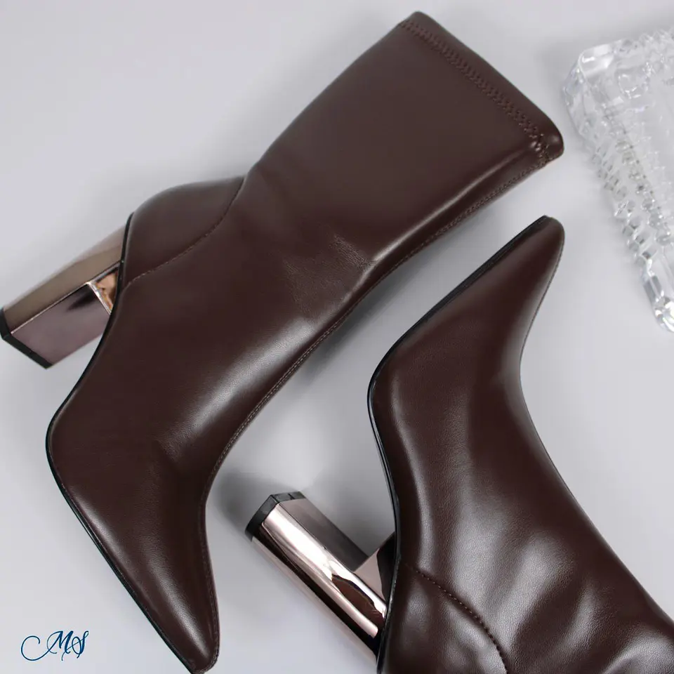 Botas Cortas Marglo 27  2