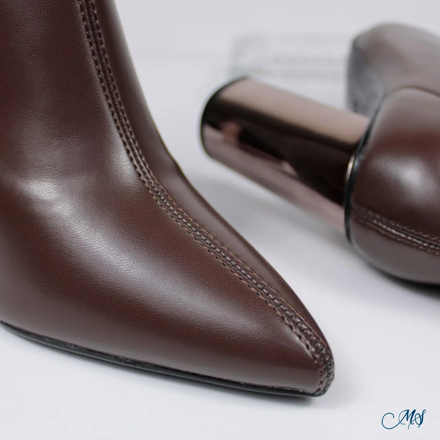 Botas Cortas Marglo 27  3