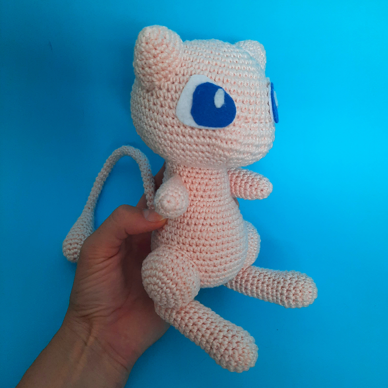 Pokemon Mew amigurumi 2