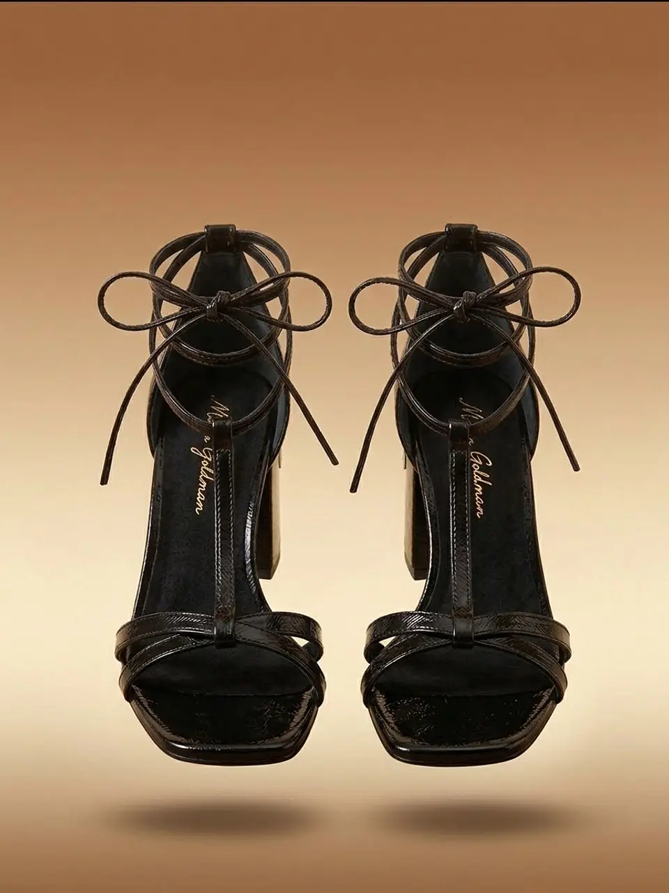 Lucrecia Negro 3