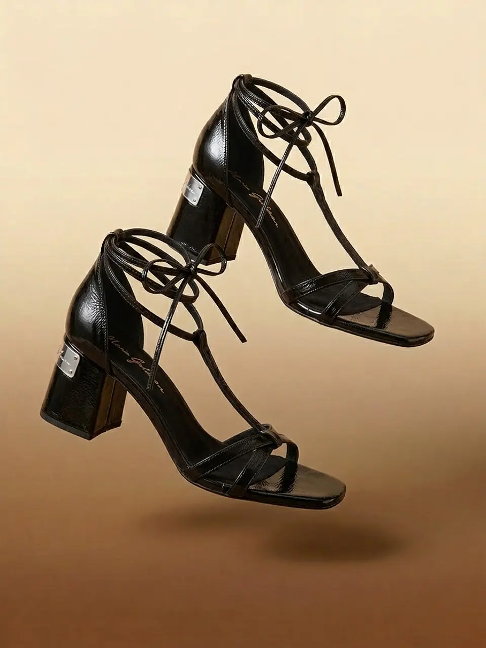 Lucrecia Negro 1