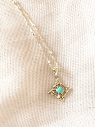 Collar nudo de bruja Bea