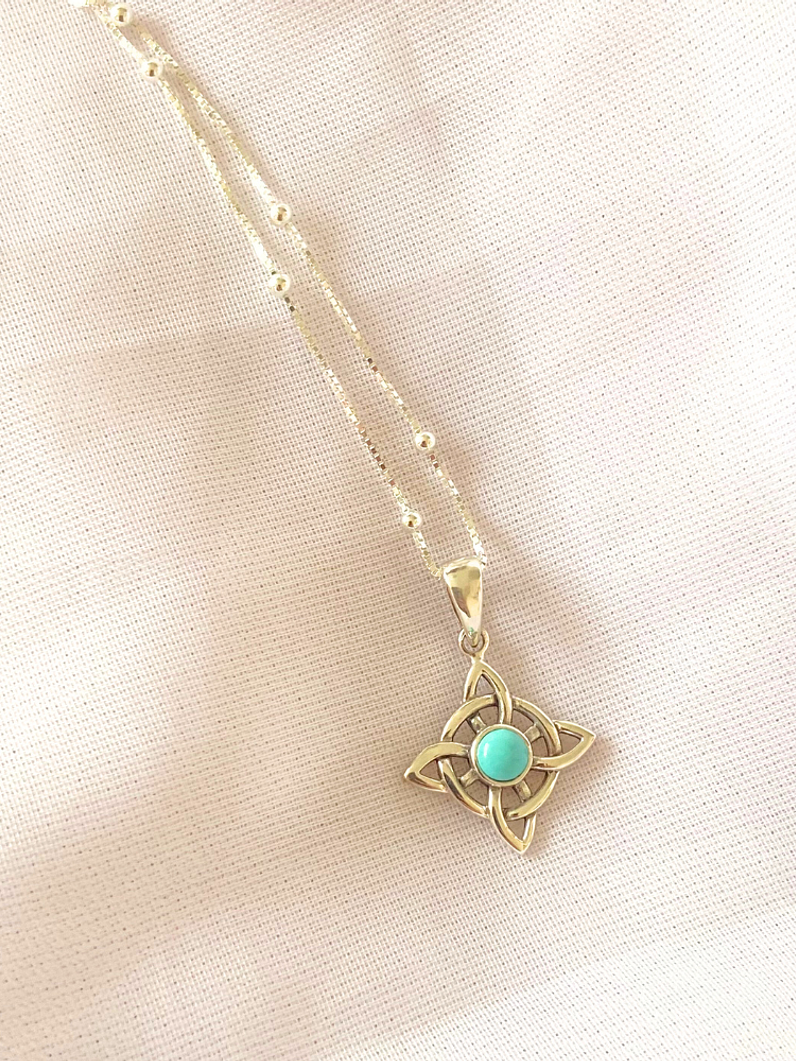 Collar nudo de bruja Bea 1