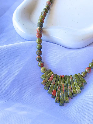 Collar Unakita