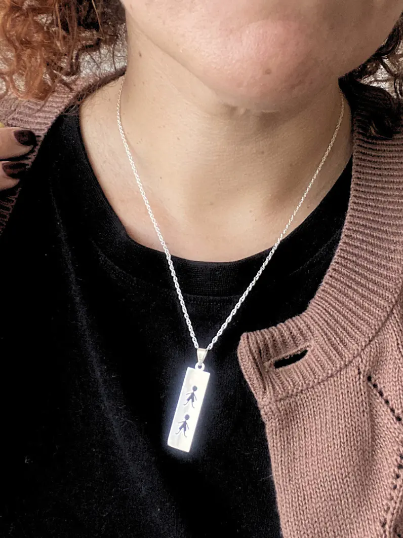 Collar huellas de amor 4