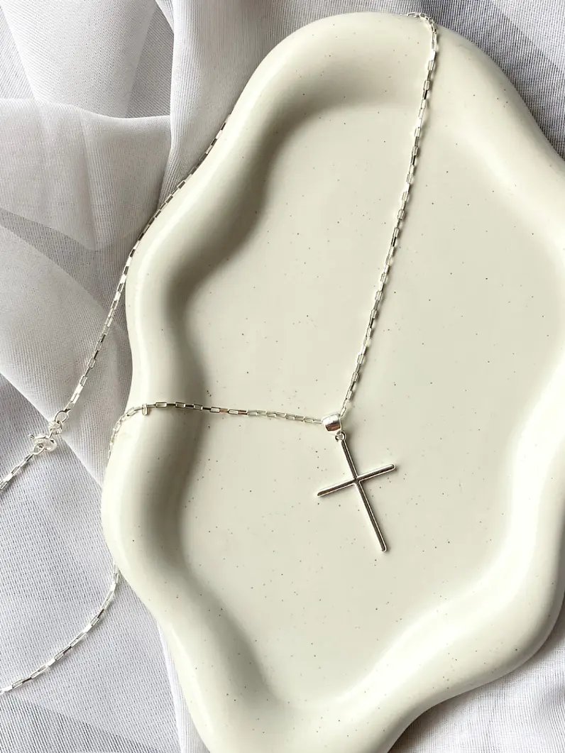 Collar Cruz Esencial - Plata 925 5