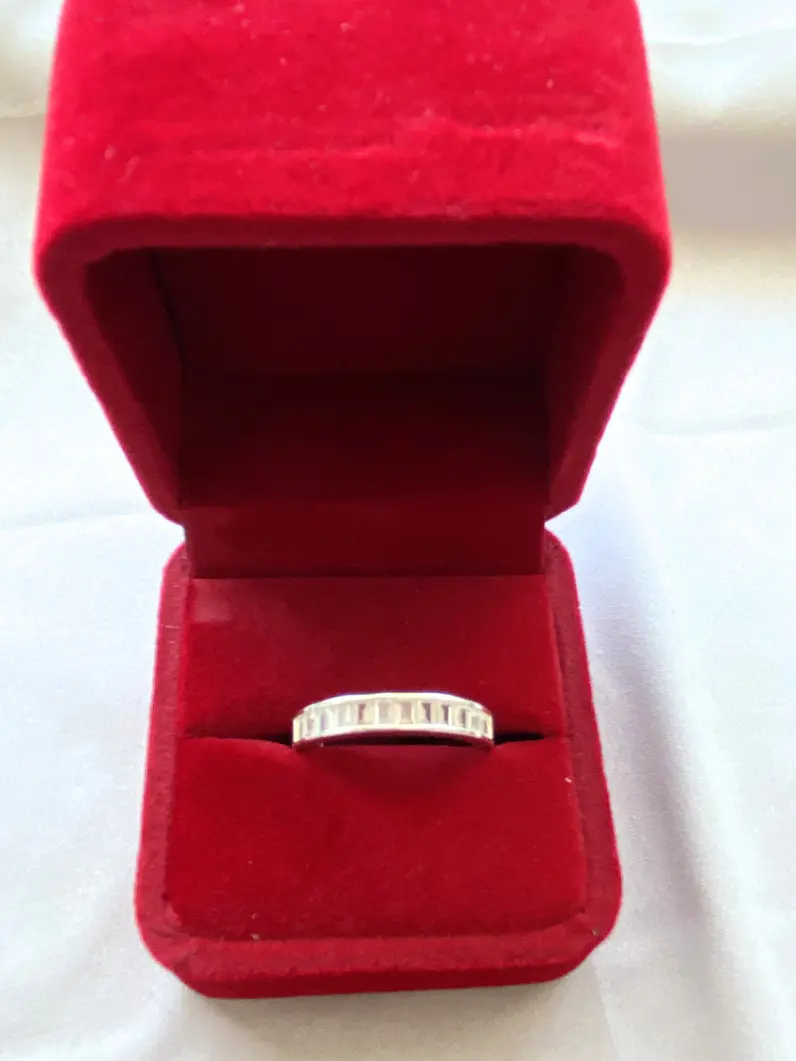Anillo Vicenta 5