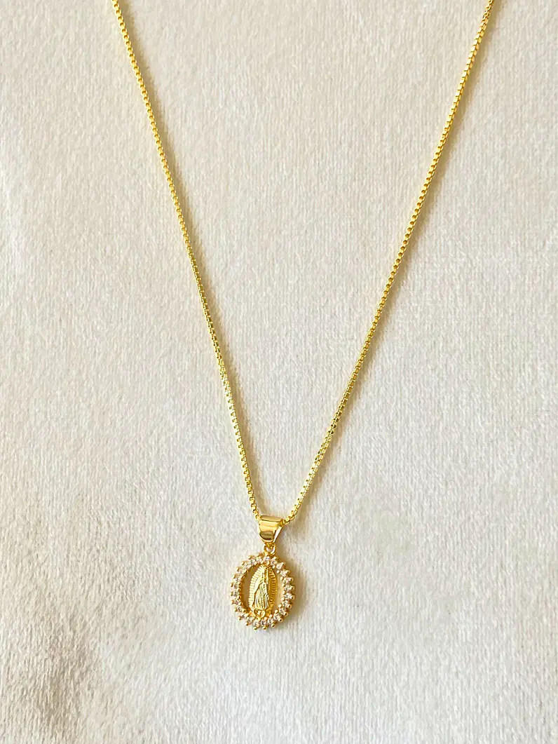Collar medalla virgen 1