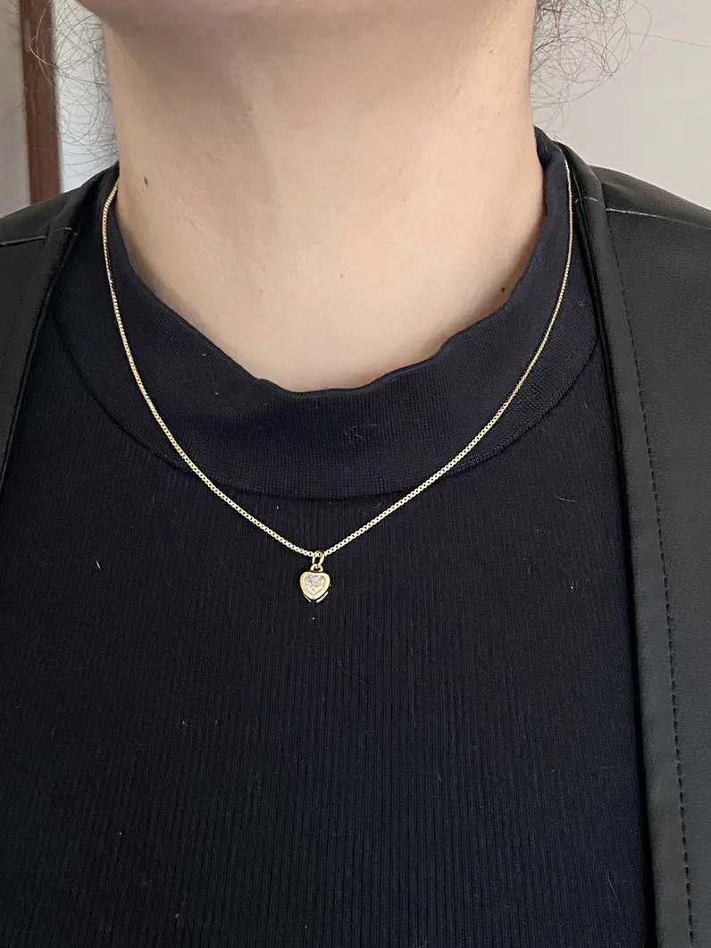 Collar Love Punto de Luz Dorado 4