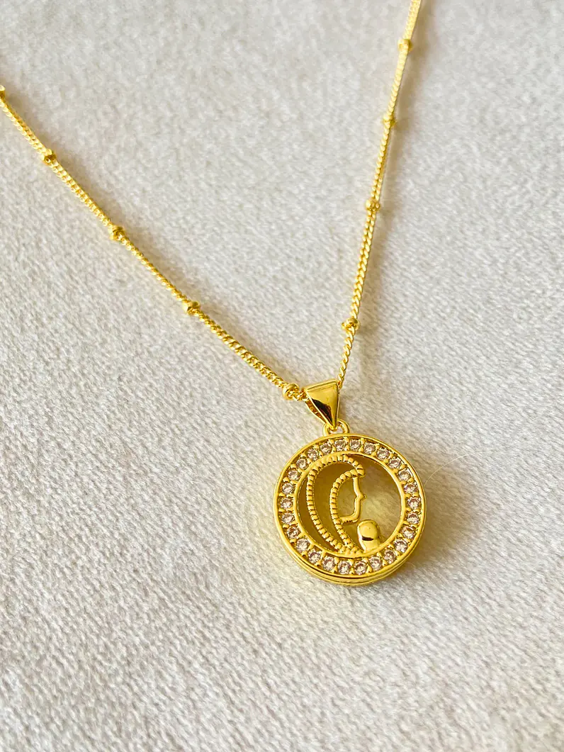 Collar Virgen Gold 1