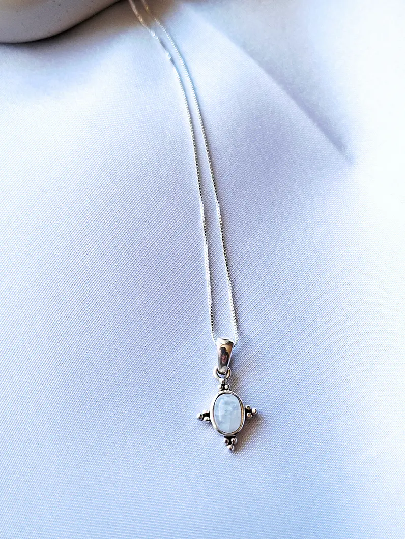 Collar Aura Luna - plata 925 3
