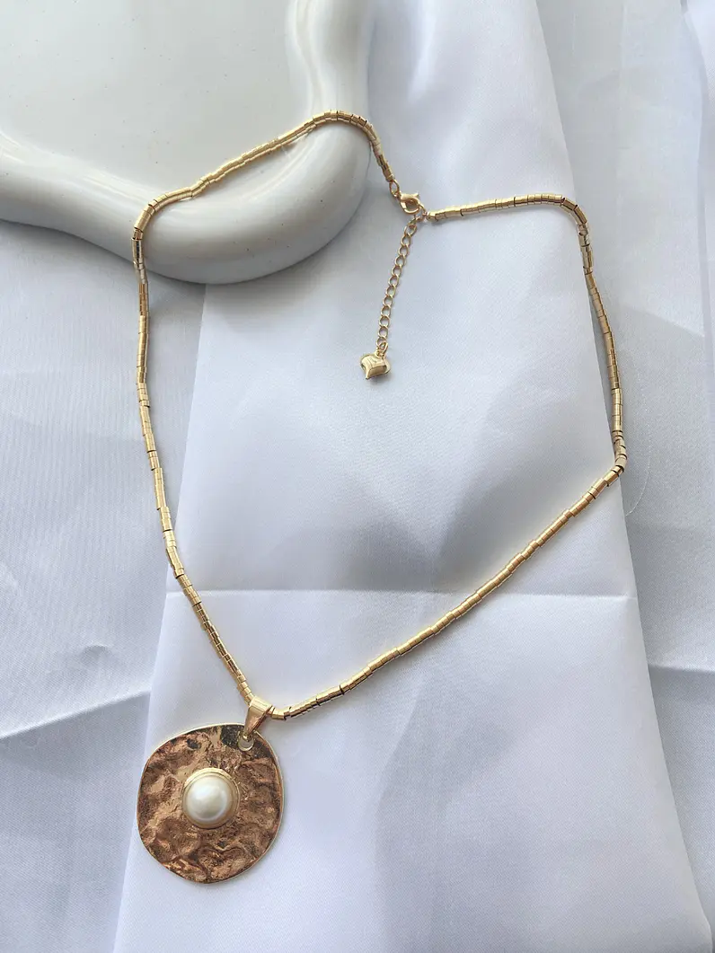 Collar Nina 2