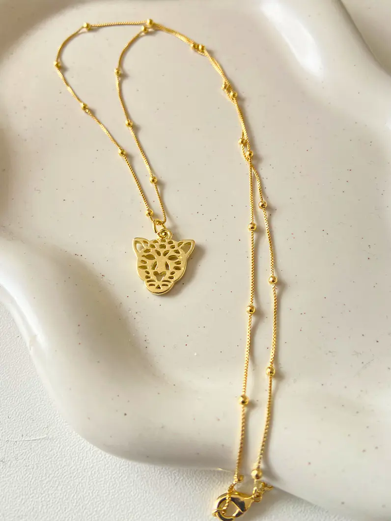 Collar Leo 1