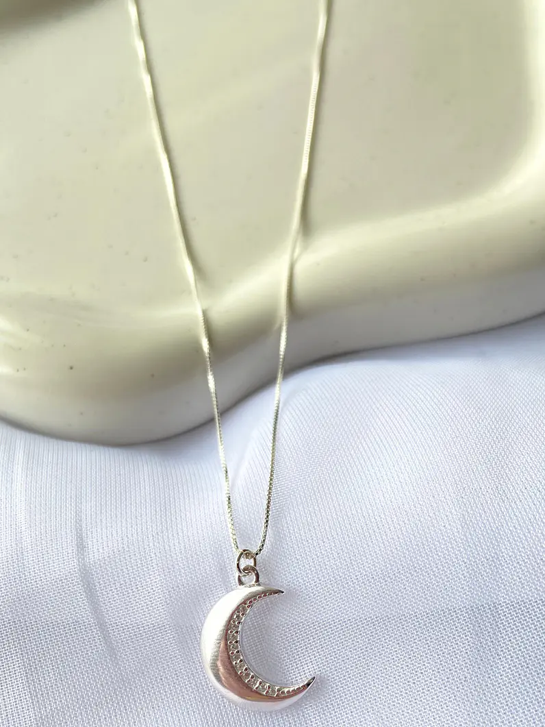 Collar Luna brillante 2