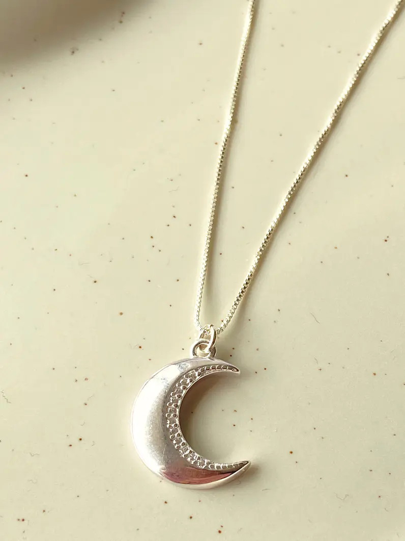 Collar Luna brillante 3