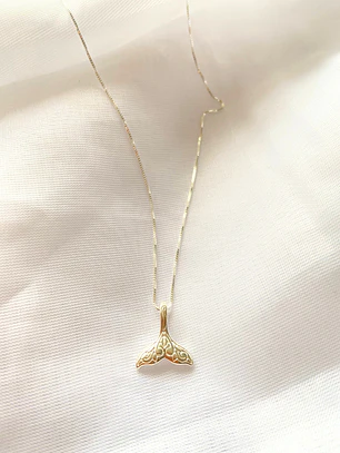 Collar Cola de Ballena 